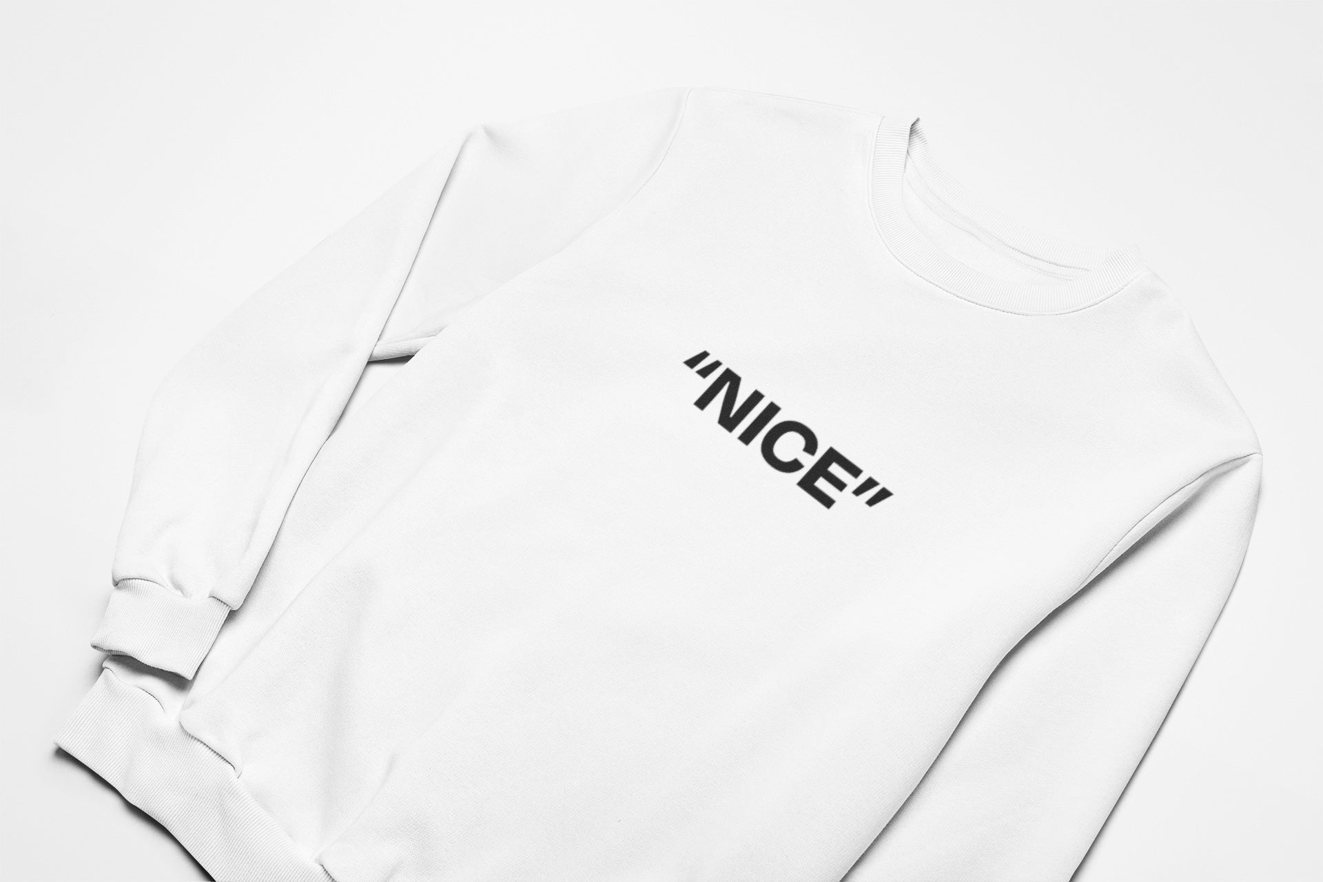 Nice christmas jumper in white